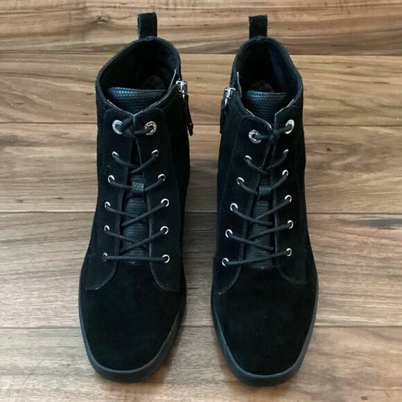 Dr. Sholl's Rebellion Padded Insole Suede Booties in Black S9.5 - Picture 2 of 10